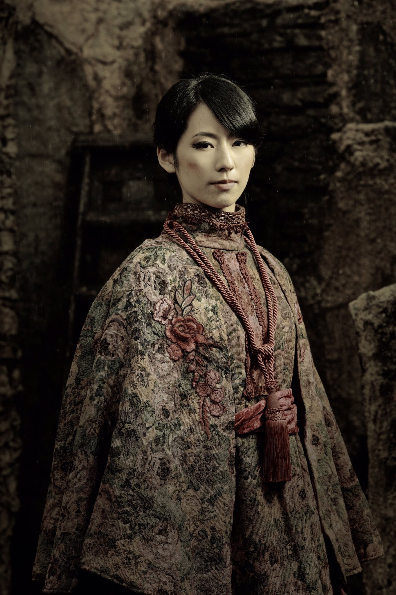 罗莎 - I繭言曆書ITRUMP系列中文维基 - 灰机wiki - 北京嘉闻杰诺网络科技有限公司